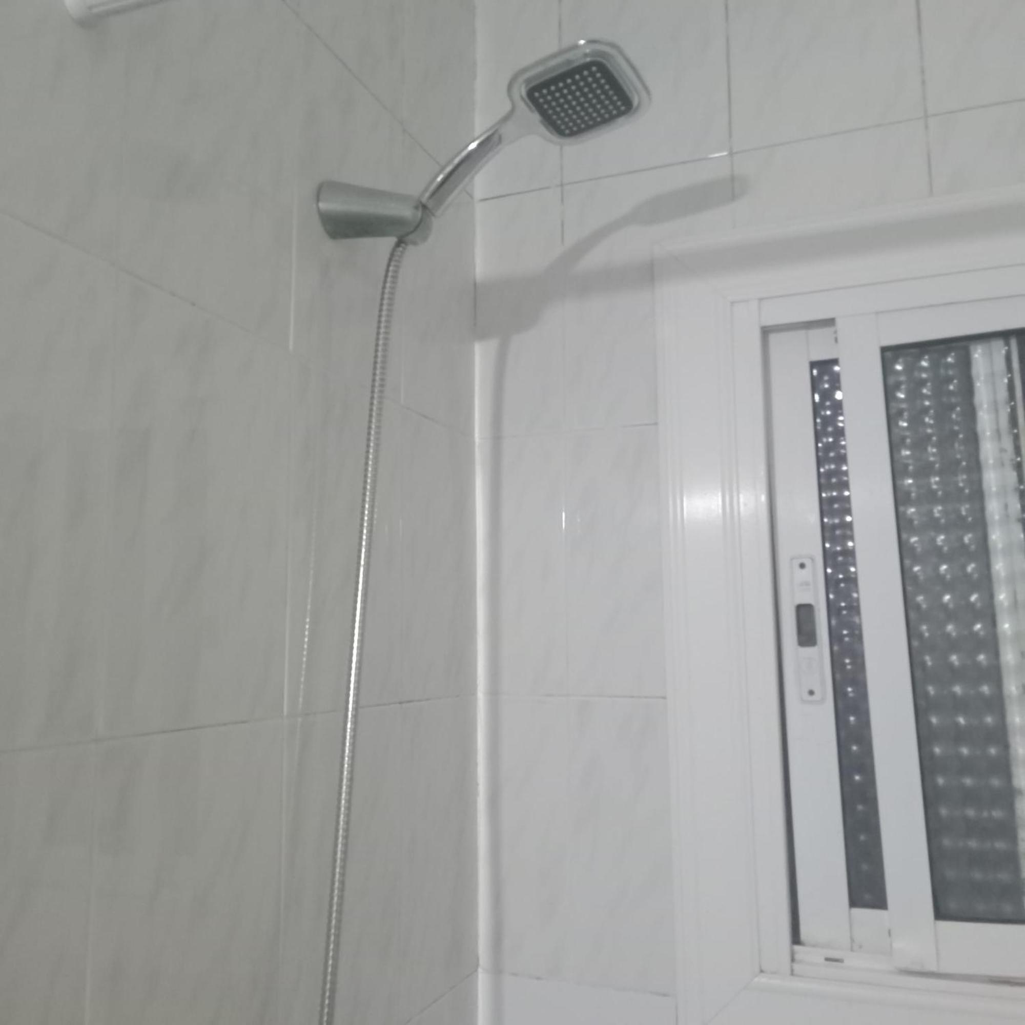 Barcelona Appartment Santa Coloma de Gramenet Екстер'єр фото